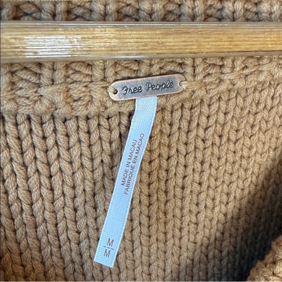 Free People Oversized Slub Alli V Neck Sweater Camel Medium Slouchy - Picture 6 of 9